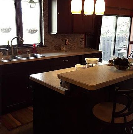 4th image of 160 Hawthorne Dr