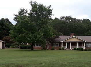 1720 Pete Dickens Rd, Bogart, GA 30622