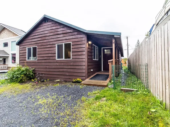 506 2nd Ave, Seward, AK 99664