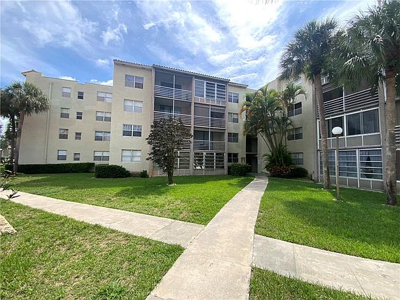2nd image of 1830 SW 81st Avenue #4314