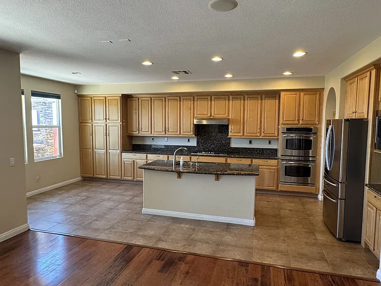 851 Antilla Way — Photo 9