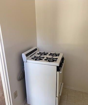 4th image of 1224 Lincoln Blvd APT 2