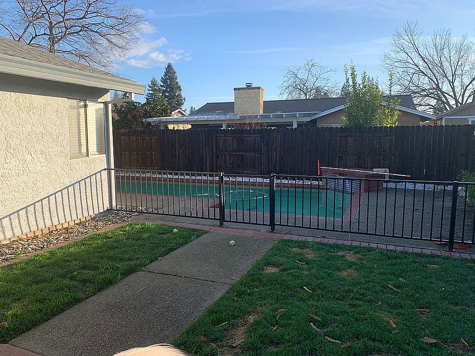 1st image of 2204 Americana Dr