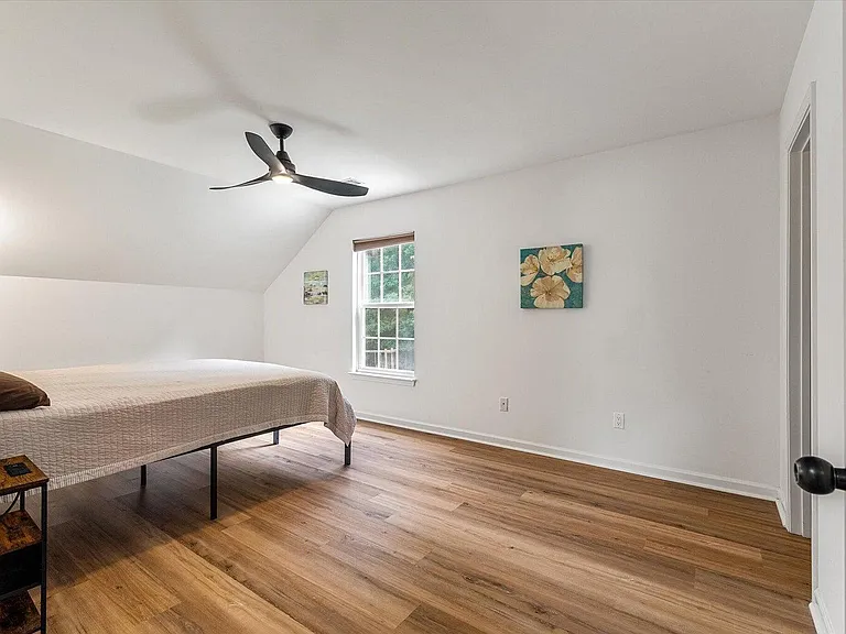 1344 Palm Cove Dr — Photo 18