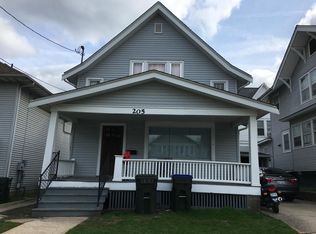 205 E Bloomington St, Iowa City, IA 52245