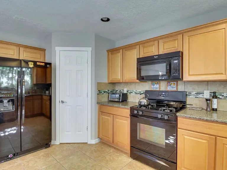 2327 Stieglitz Ave SE — Photo 21