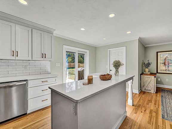 5th image of 5114 Huntridge Rd