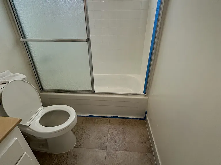 6320 Whitsett Ave #2 — Photo 1