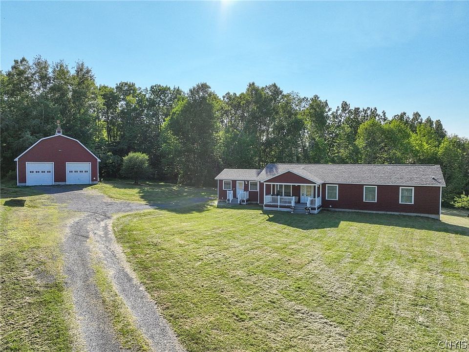 1st image of 371 Bell Hill Rd