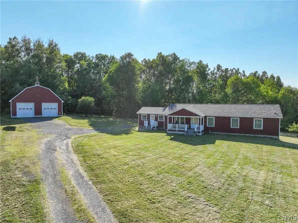 371 Bell Hill Rd, Ilion, NY 13357