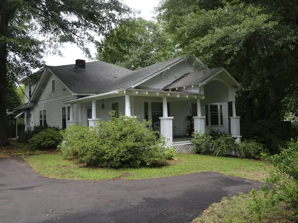 502 N Main St, Linden, AL 36748