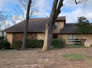 2525 E 74th Pl, Tulsa, OK 74136