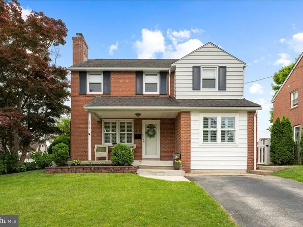 317 N Manoa Rd, Havertown, PA 19083
