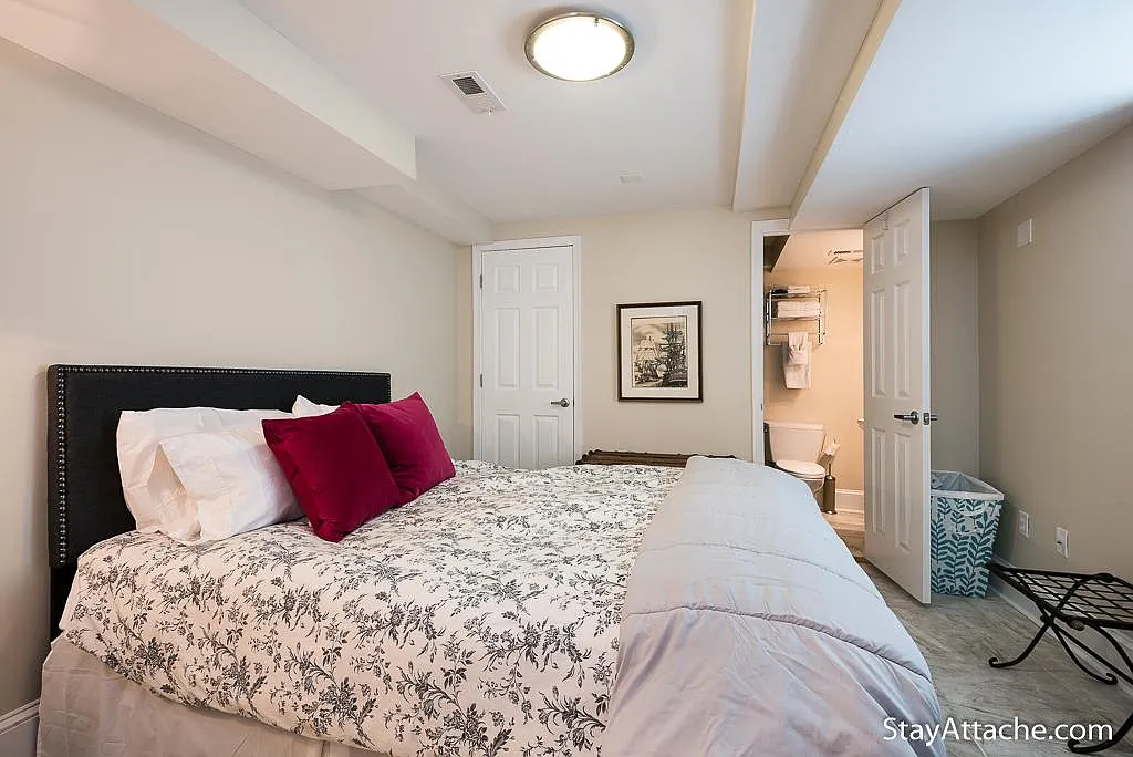 723 5th Street NE Unit 1, Washington, DC 20002 in Capitol Hill — Photo 2