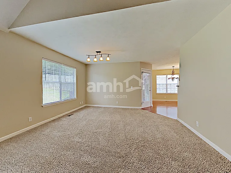 1001 Cobble Pl — Photo 6