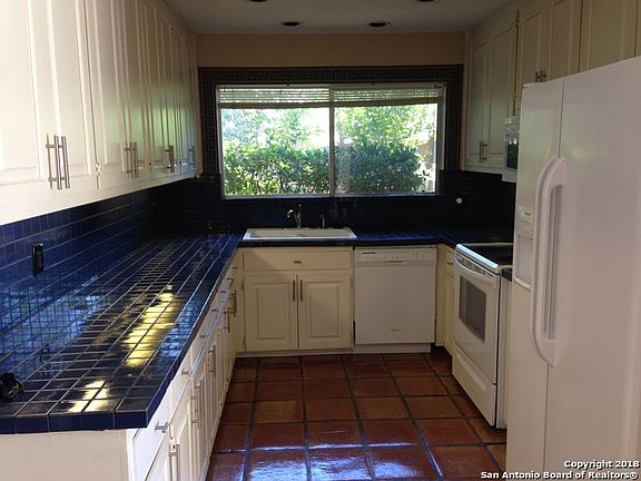 5th image of 11401 Whisper Valley St