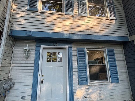 4th image of 172 Olde Orchard Dr