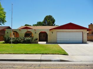 410 S Desert Candles St, Ridgecrest, CA 93555