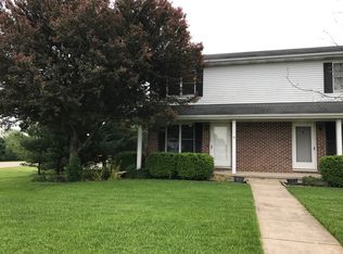 124 Colonial Pkwy UNIT A, Yorkville, IL 60560