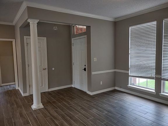 3rd image of 45 Lacey Dr