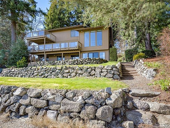 5th image of 5320 Chico Way NW