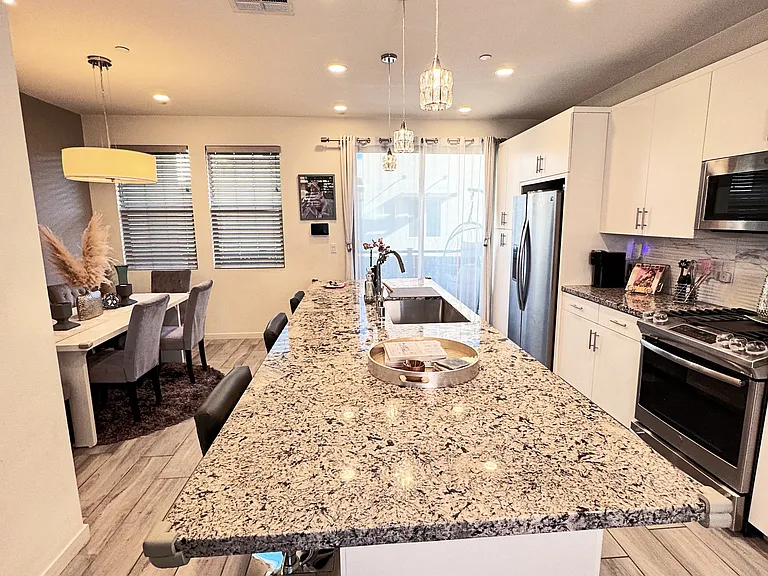 19547 W Cardigan Dr — Photo 12