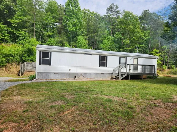 121 Rebecca Ct, Dahlonega, GA 30533