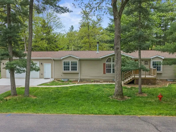 148 Cliffside Dr, Wisconsin Dells, WI 53965
