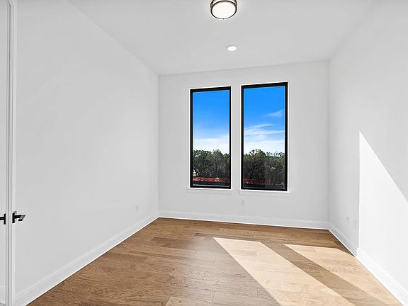 Brookdale II B Home Office