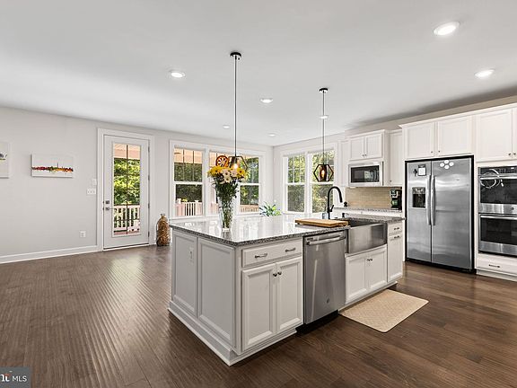 4th image of 41116 Hickory Hedge Pl