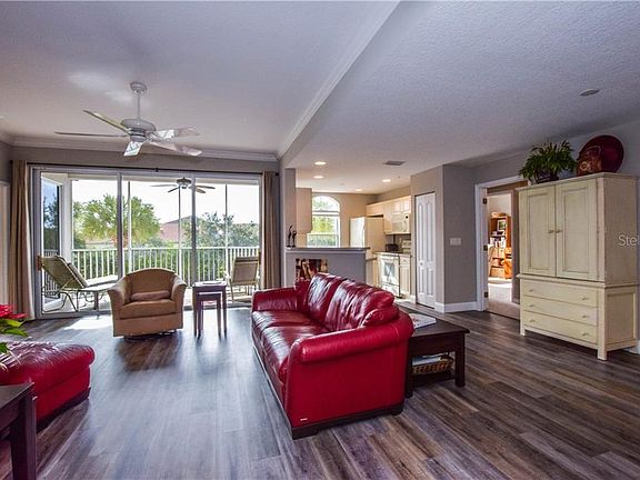 4th image of 1404 Gondola Park Dr #D