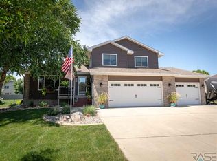 1413 S Fernwood Ave, Brandon, SD 57005