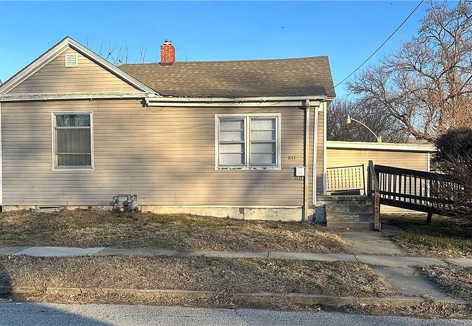 1st image of 841 S 20th St