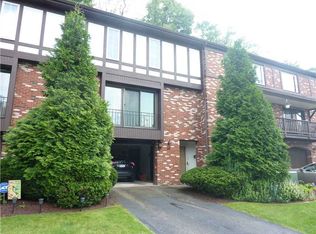 203 Thornberry Dr, Mcknight, PA 15237