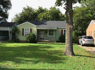 915 Catalpa St, Clarksdale, MS 38614