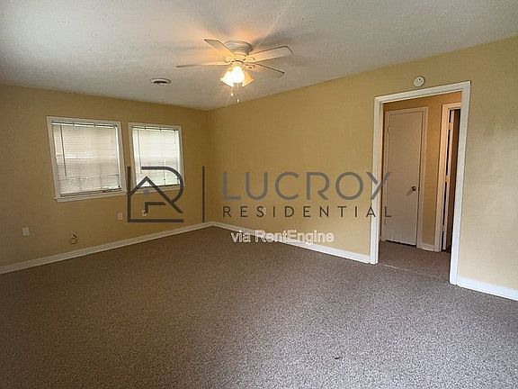 3rd image of 346 Mason Blvd