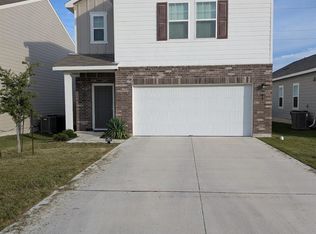 500 Magnum Force Dr, Jarrell, TX 76537