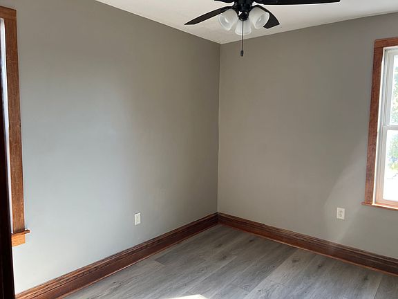 5th image of 1421 N Main St #2