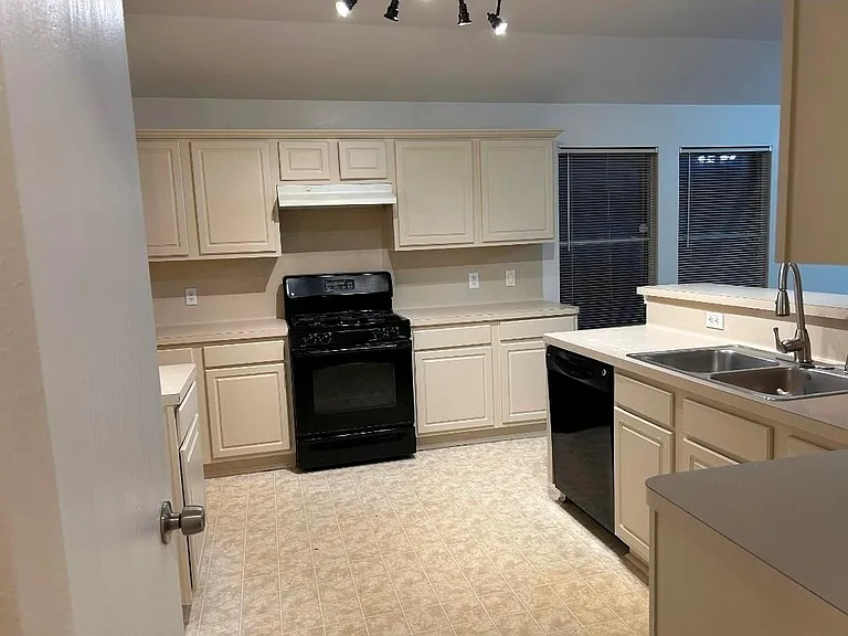 12618 Roxdale Ridge Dr — Photo 5