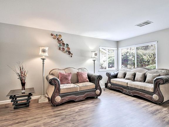 4th image of 3113 Lindley Ct