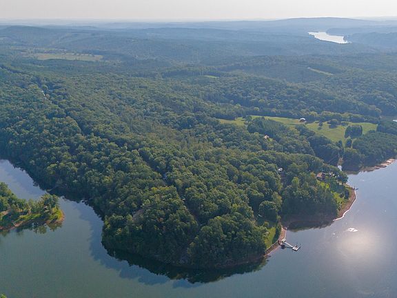 3rd image of 5 Trellis Ridge Dr