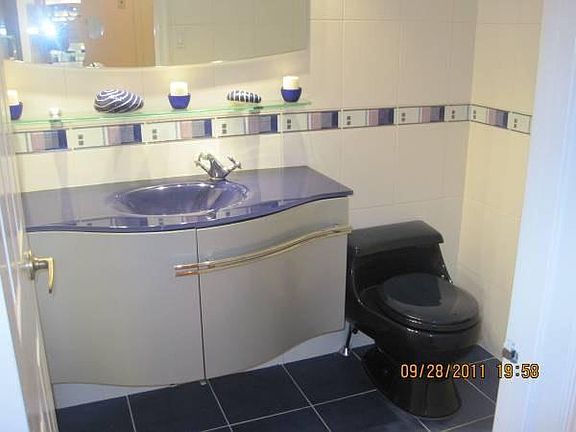 1st floor powder room