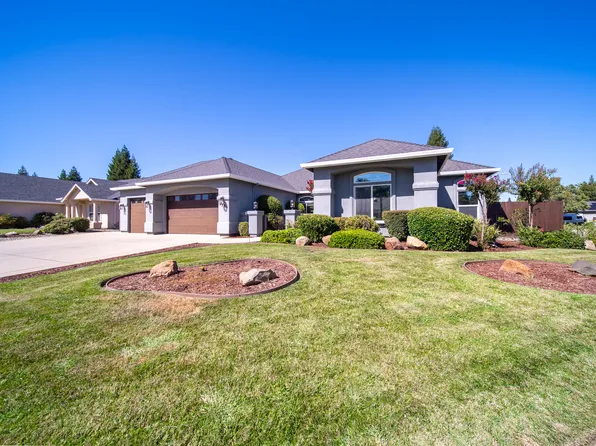 2796 Madison River Dr, Redding, CA 96002