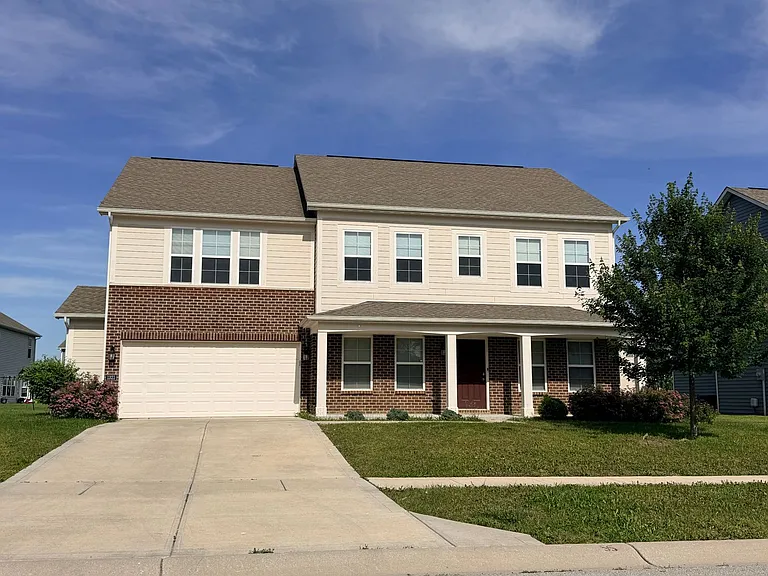 1321 Horse Shoe Bnd — Photo 1