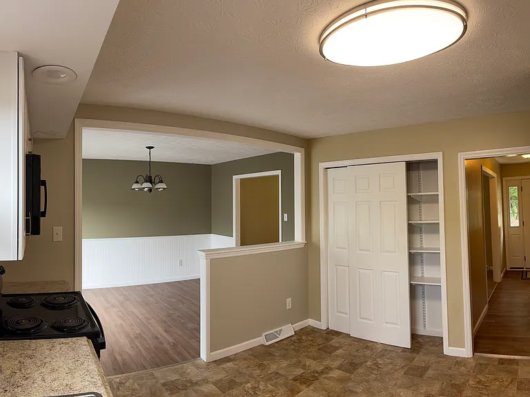 1101 Burning Tree Ln — Photo 11