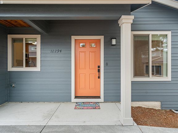 2nd image of 12294 Meadowlawn Dr