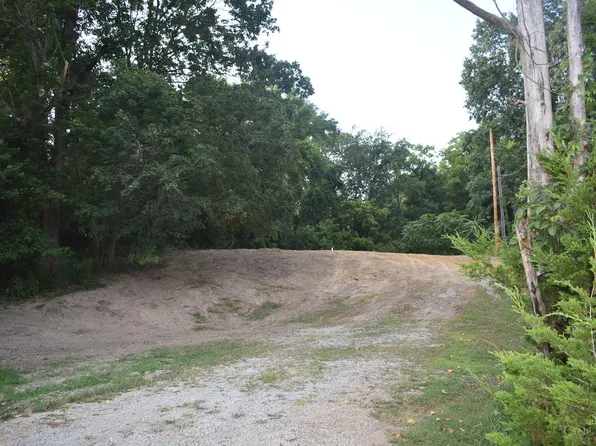 264 E Beech St, Hillsboro, OH 45133