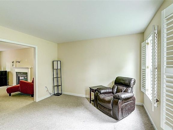 4th image of 11821 Park Forest Way