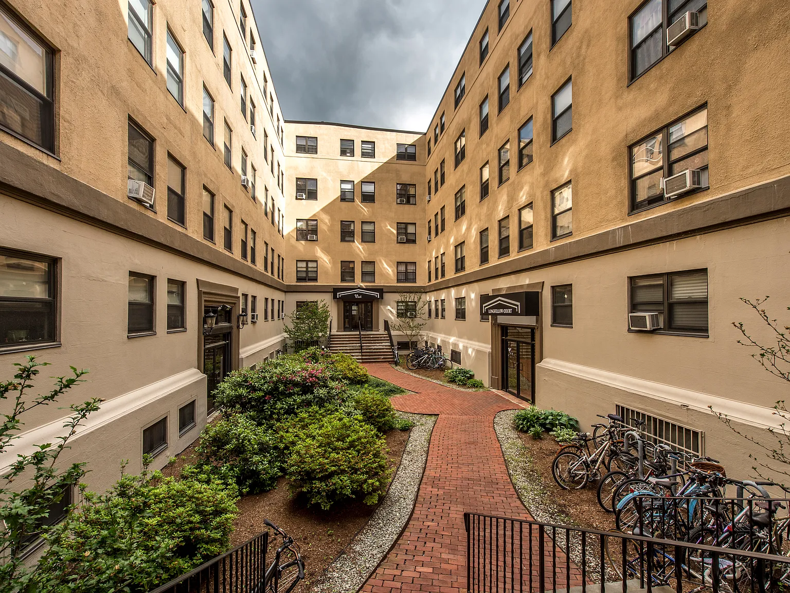 Longfellow Apartments — Photo 4