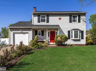 21 Longhurst Rd, Marlton, NJ 08053